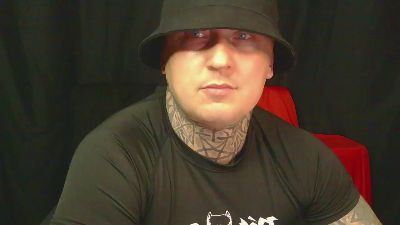devilwithtats live cam on Cam4