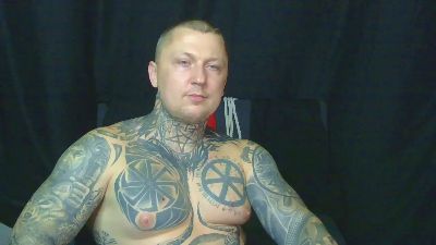 devilwithtats live cam on Cam4