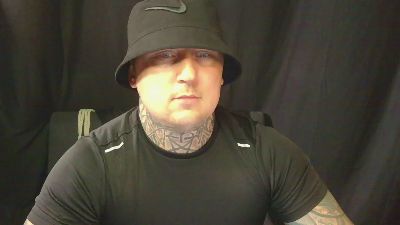 devilwithtats live cam on Cam4