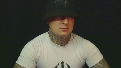 devilwithtats live cam on Cam4