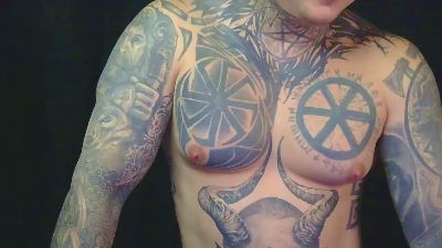 devilwithtats live cam on Cam4