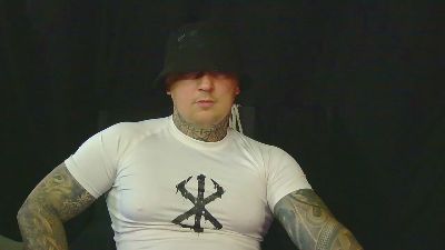 devilwithtats live cam on Cam4