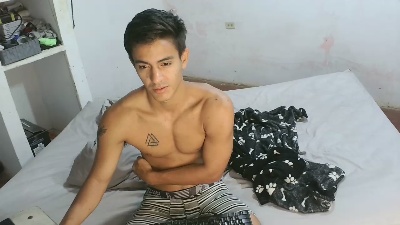 diablito202020 live cam on Cam4