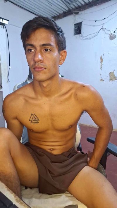 diablito202020 live cam on Cam4