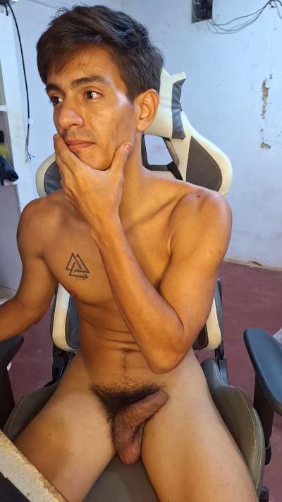 diablito202020 live cam on Cam4