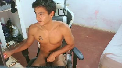diablito202020 live cam on Cam4