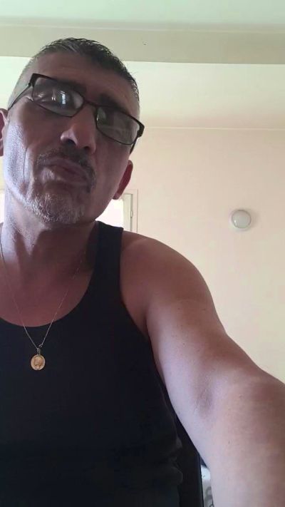 diablo773 live cam on Cam4