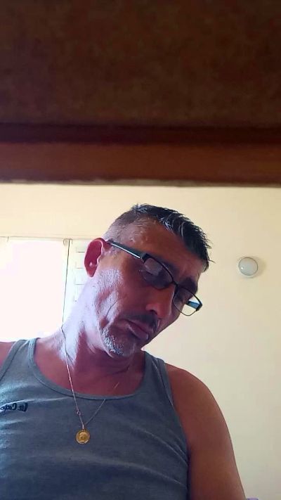 diablo773 live cam on Cam4