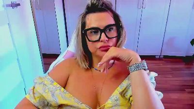 diana_goddess live cam on Cam4