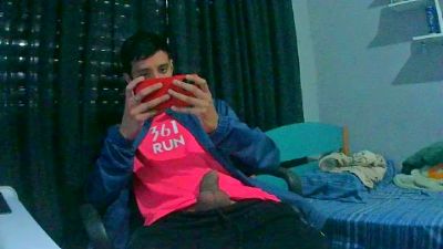 diaz25c43 live cam on Cam4
