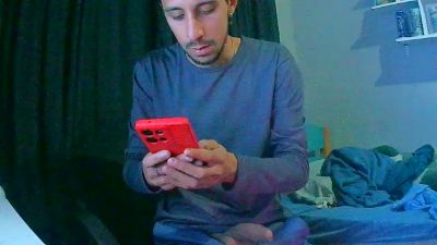 diaz25c43 live cam on Cam4