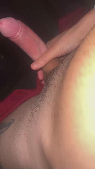 dick_bananas live cam on Cam4