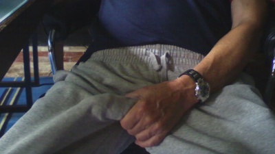 dicker9269 live cam on Cam4