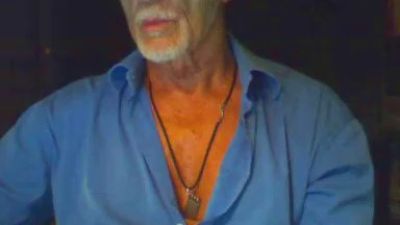 dicker9269 live cam on Cam4