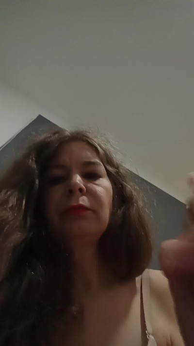 didi2081 live cam on Cam4