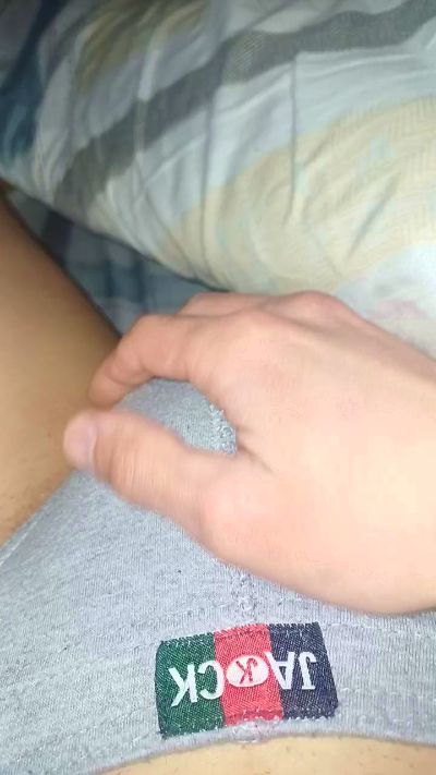diegowkf69 live cam on Cam4