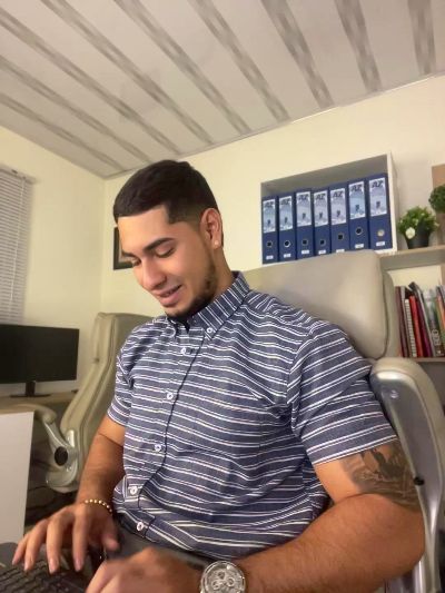 dimitri_coleman live cam on Cam4