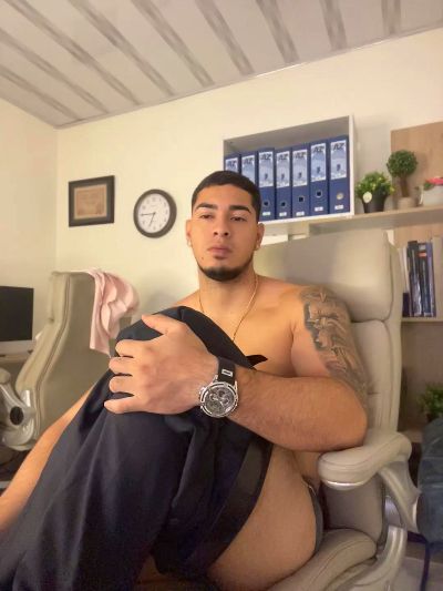 dimitri_coleman live cam on Cam4