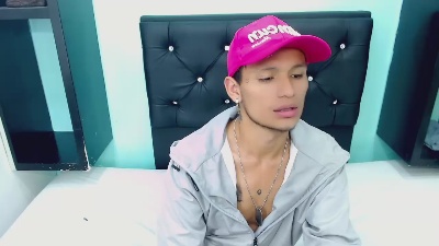 dimon_mael live cam on Cam4