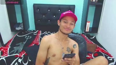 dimon_mael live cam on Cam4