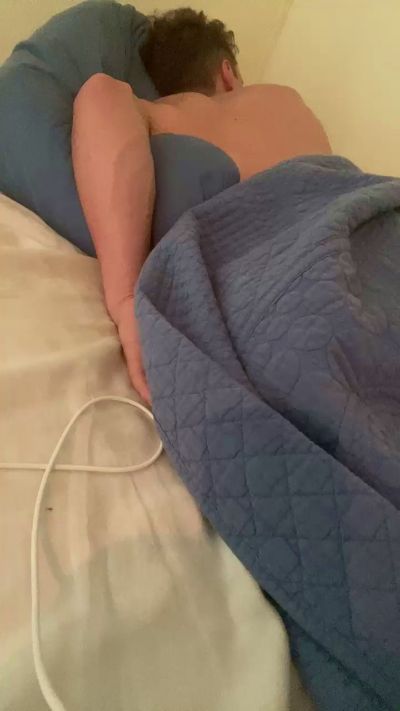 dinosourd live cam on Cam4