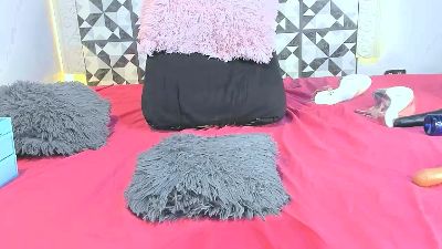 dirtymilkcoffe live cam on Cam4