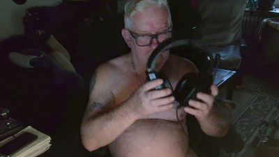 dirtyminds1 live cam on Cam4