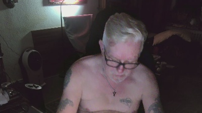 dirtyminds1 live cam on Cam4