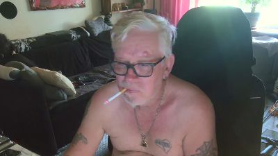dirtyminds1 live cam on Cam4