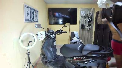 dirtyshowmuscle live cam on Cam4