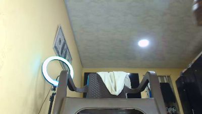 dirtyshowmuscle live cam on Cam4