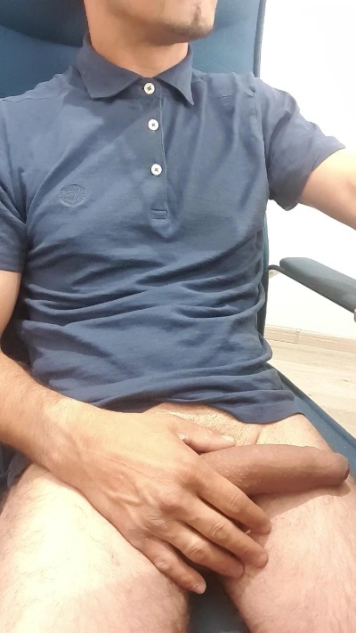 disableman live cam on Cam4