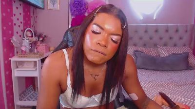 divinetransx live cam on Cam4
