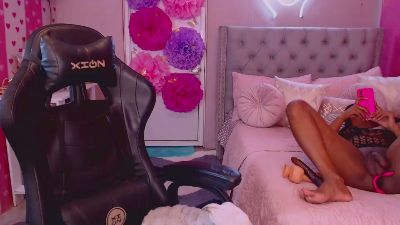 divinetransx live cam on Cam4