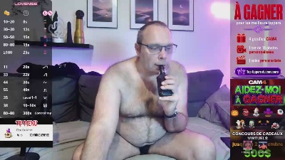 djShyVibes live cam on Cam4