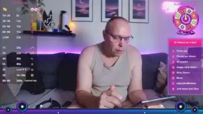 djShyVibes live cam on Cam4