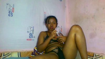 djachila2 live cam on Cam4