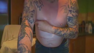 djhants live cam on Cam4