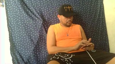 djkoyrosas live cam on Cam4