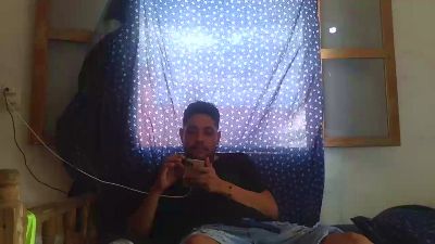 djkoyrosas live cam on Cam4