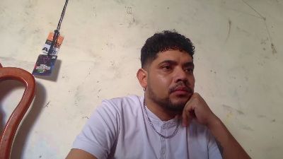 djkoyrosas live cam on Cam4