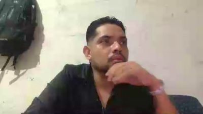 djkoyrosas live cam on Cam4