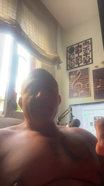 djmatador live cam on Cam4