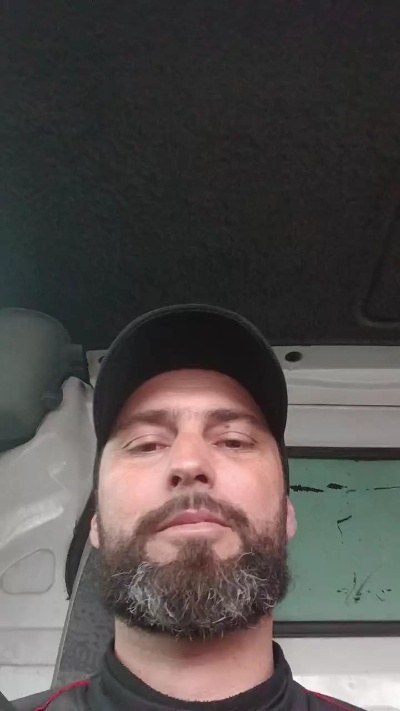 djrichard3 live cam on Cam4