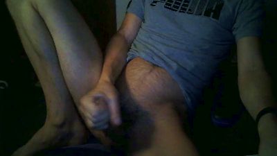 dmhh1983 live cam on Cam4