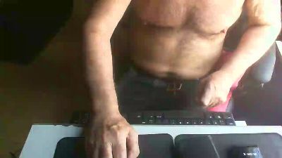 dogego566 live cam on Cam4