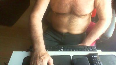 dogego566 live cam on Cam4