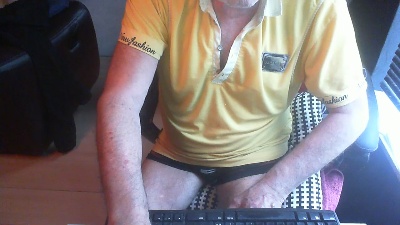 dogego566 live cam on Cam4