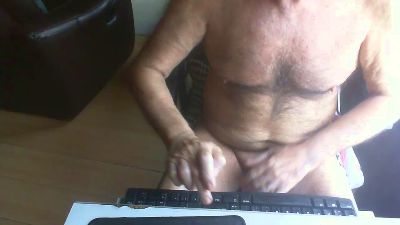 dogego566 live cam on Cam4
