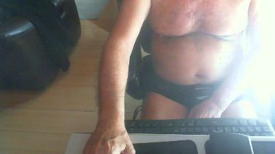 dogego566 live cam on Cam4